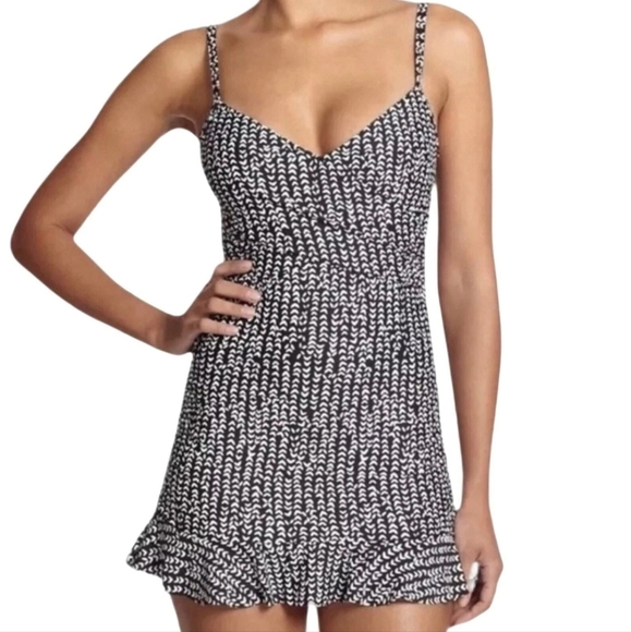 LA BLANCA Santana Skirted Swimsuit 8 One Piece Swimdress Abstract Black White - Picture 3 of 13